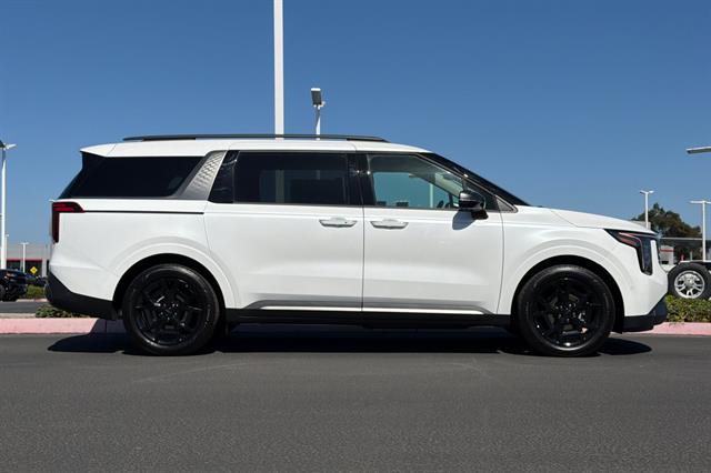New 2026 Kia Carnival MPV Hybrid SX Prestige