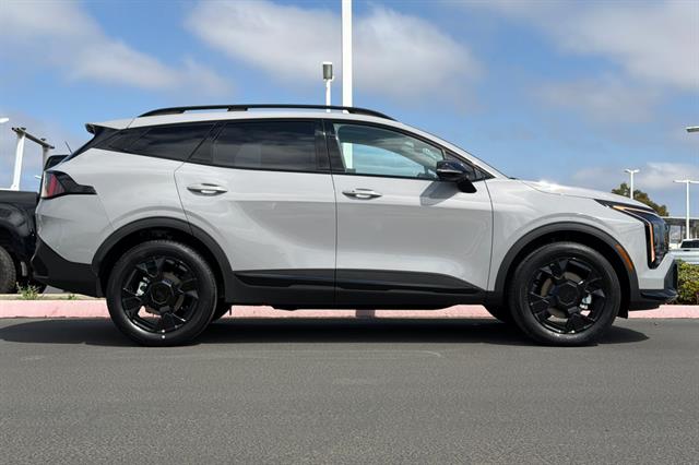 New 2026 Kia Sportage Hybrid X-Line