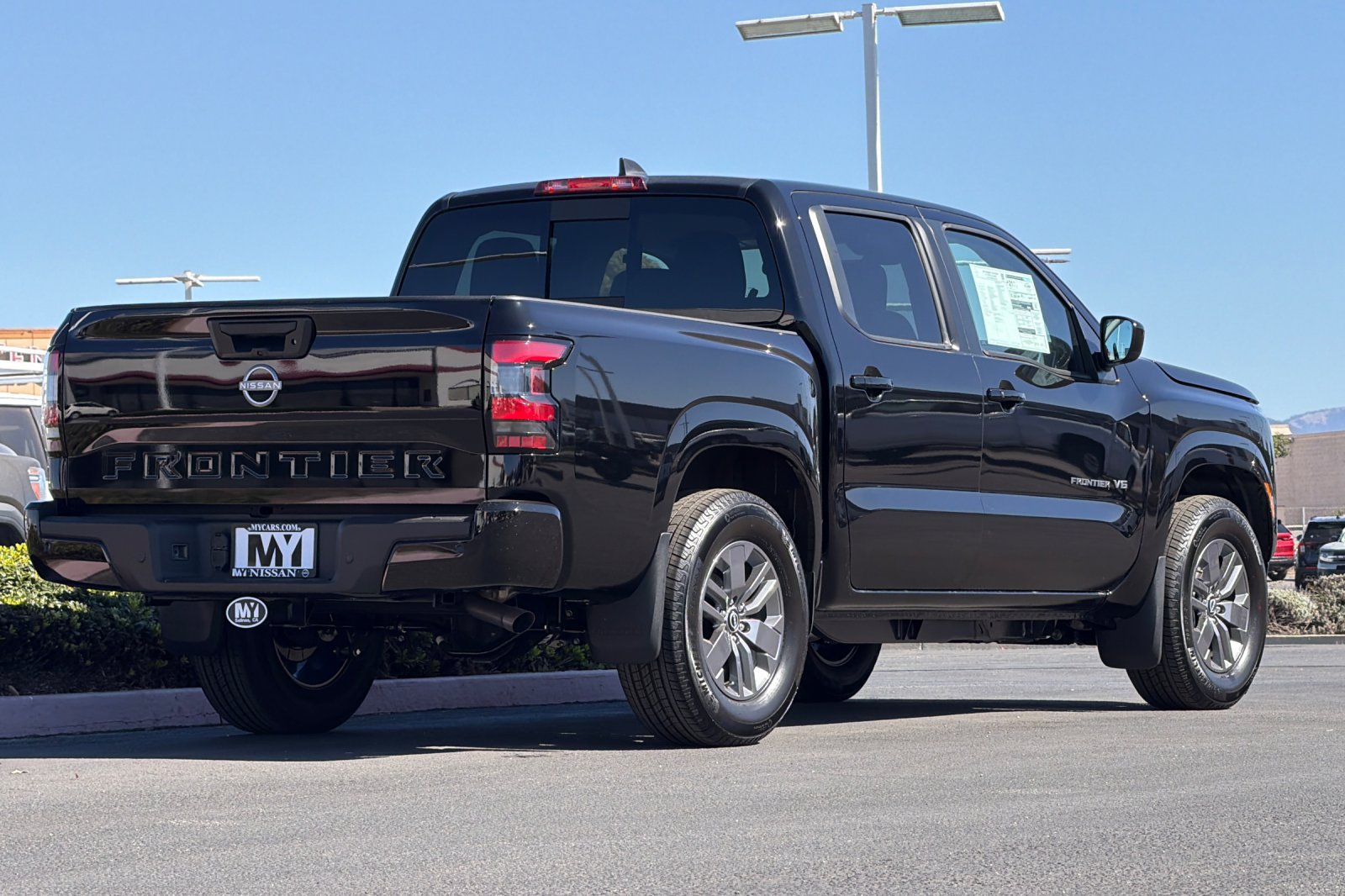 New 2027 Nissan Frontier SV Truck Crew Cab
