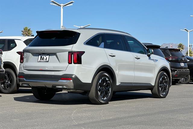 New 2026 Kia Sorento S