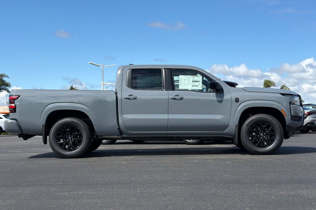 New 2026 Nissan Frontier SV Truck Crew Cab