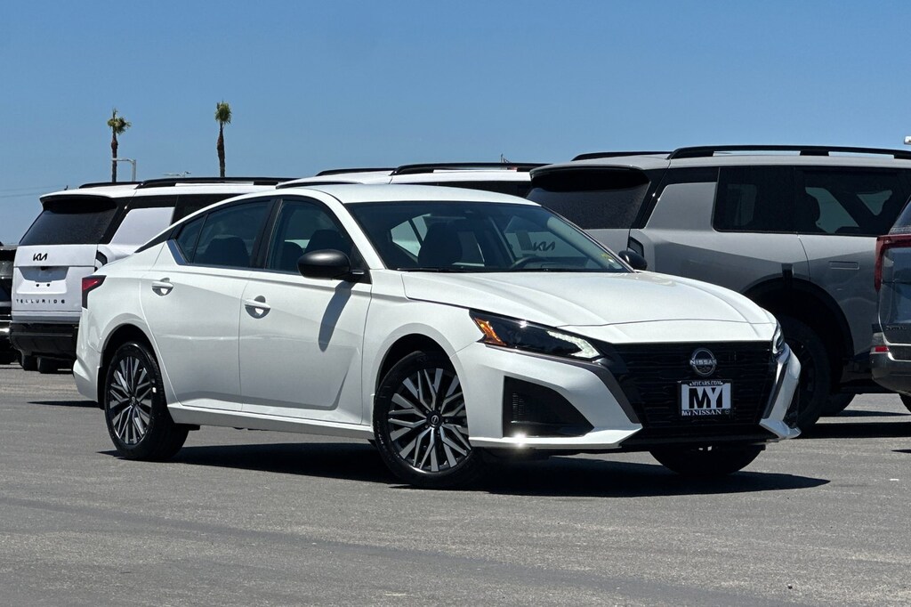 New 2026 Nissan Altima SV Sedan