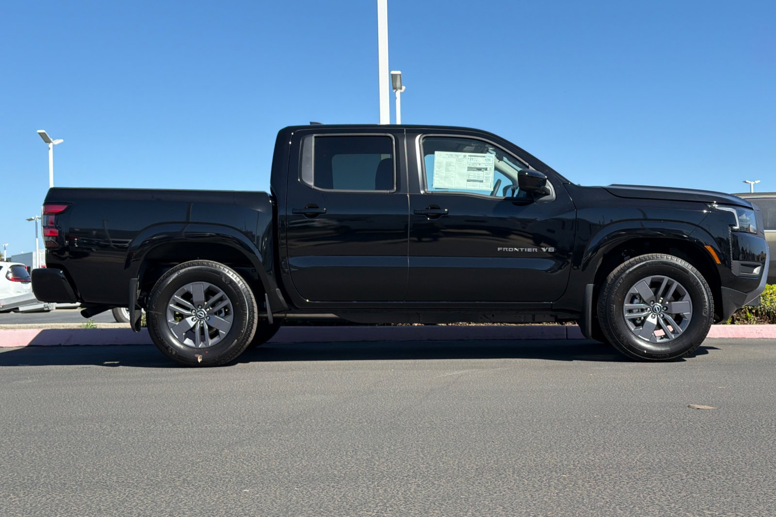 New 2027 Nissan Frontier SV Truck Crew Cab