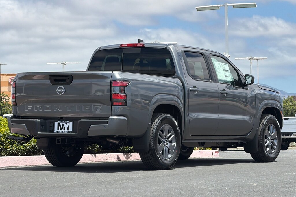 New 2026 Nissan Frontier SV Truck Crew Cab