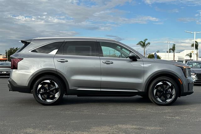 New 2026 Kia Sorento Hybrid EX