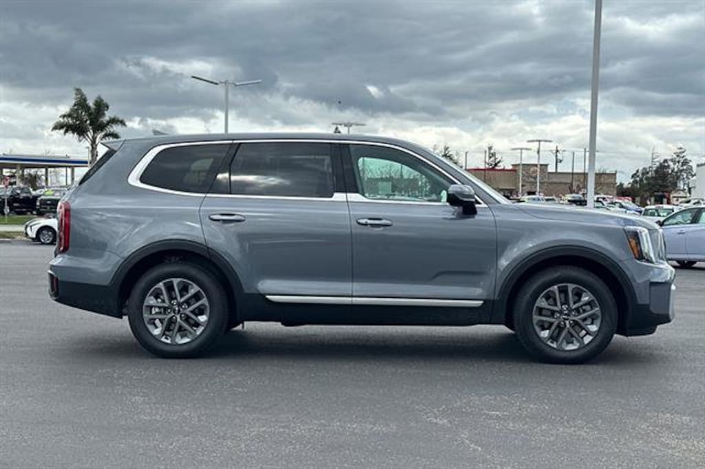 New 2025 Kia Telluride LX SUV