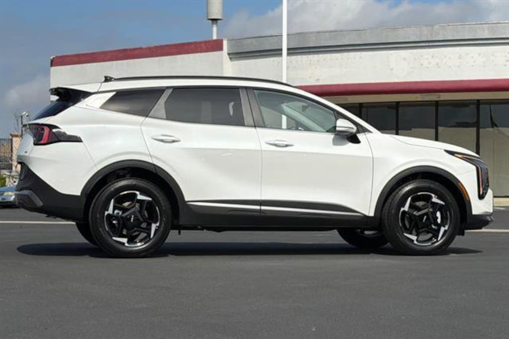 New 2026 Kia Sportage Hybrid EX SUV