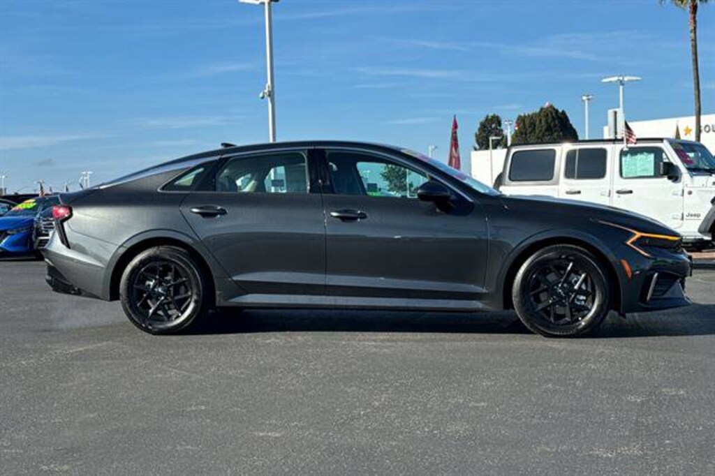 New 2026 Kia K5 LXS Sedan
