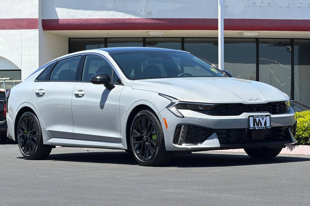 New 2026 Kia K5 GT Sedan