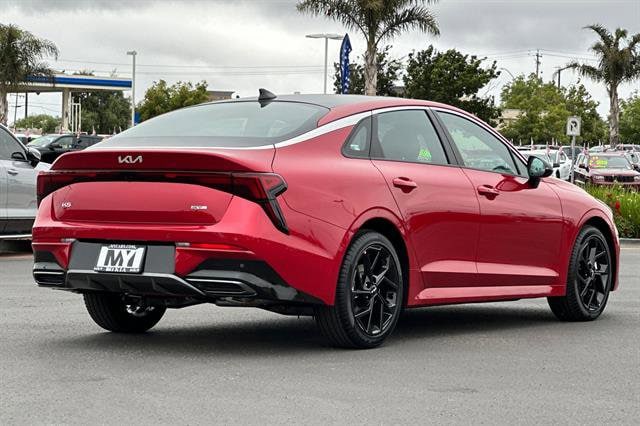 2026 Kia K5 GT-Line - Photo 4