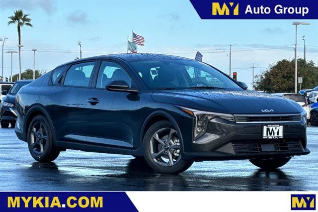2025 Kia K4 Sedan 