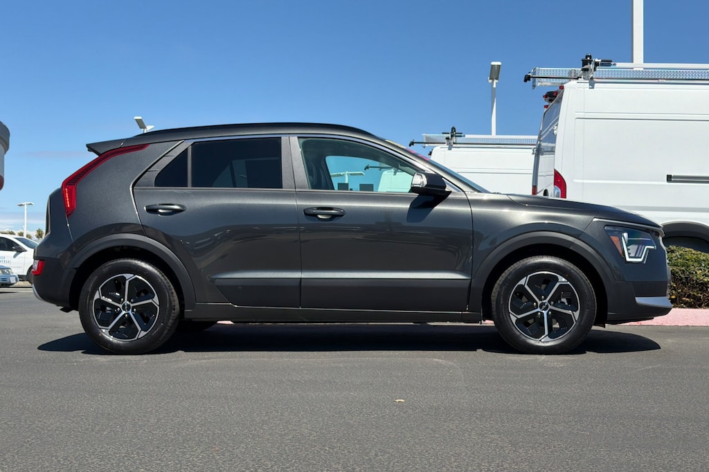 New 2026 Kia Niro EX SUV