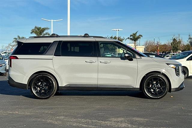 2025 Kia Carnival SX Prestige - Photo 3