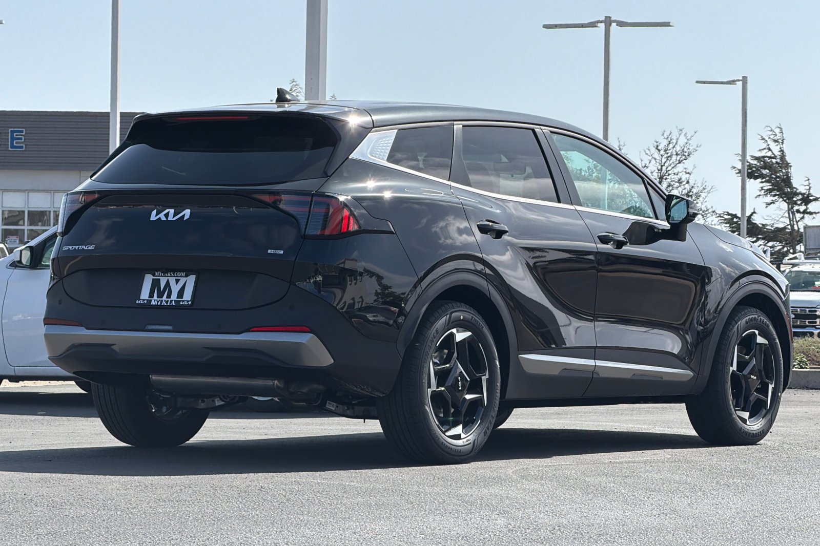 New 2027 Kia Sportage Hybrid EX SUV