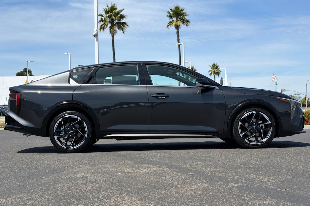 New 2026 Kia K4 GT-Line Sedan