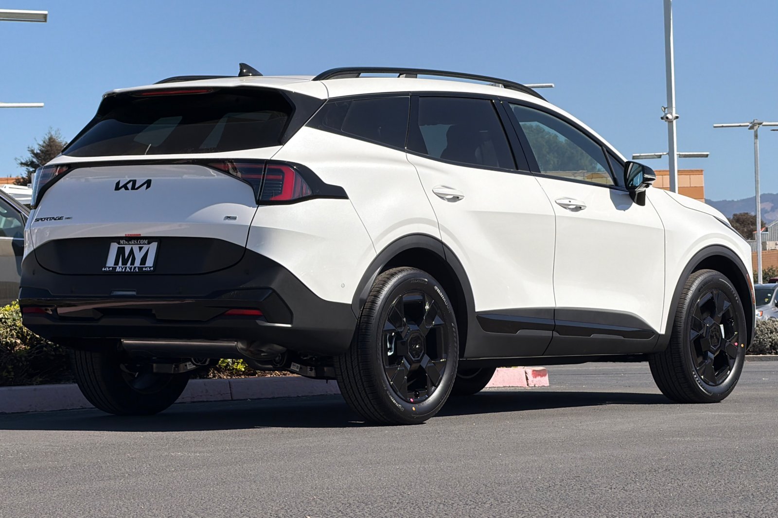 New 2027 Kia Sportage Hybrid X-Line SUV