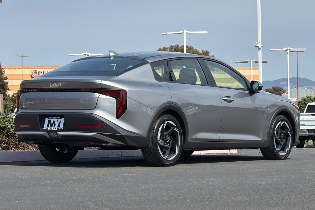 New 2026 Kia K4 EX Sedan