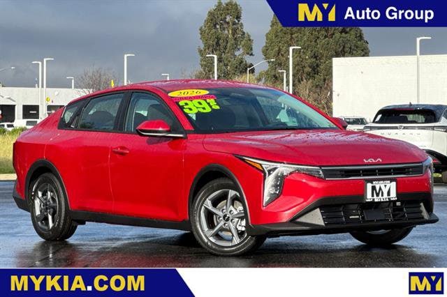 2026 Kia K4 LXS