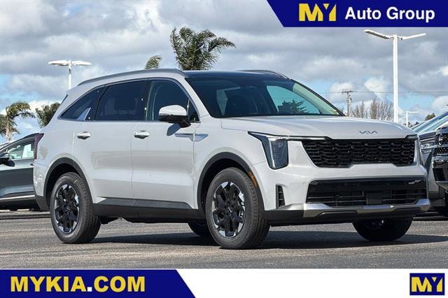 2026 Kia Sorento S AT's photo
