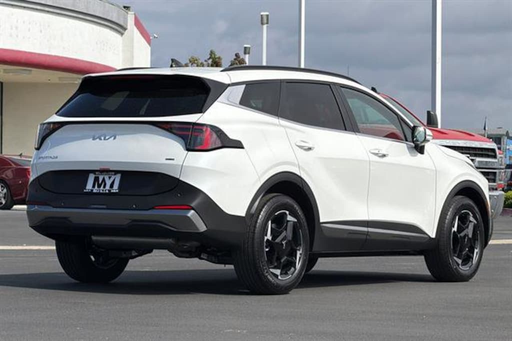 New 2026 Kia Sportage Hybrid EX SUV