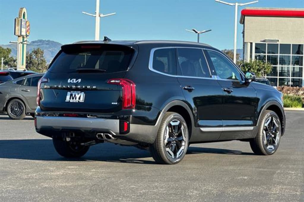 New 2025 Kia Telluride S SUV