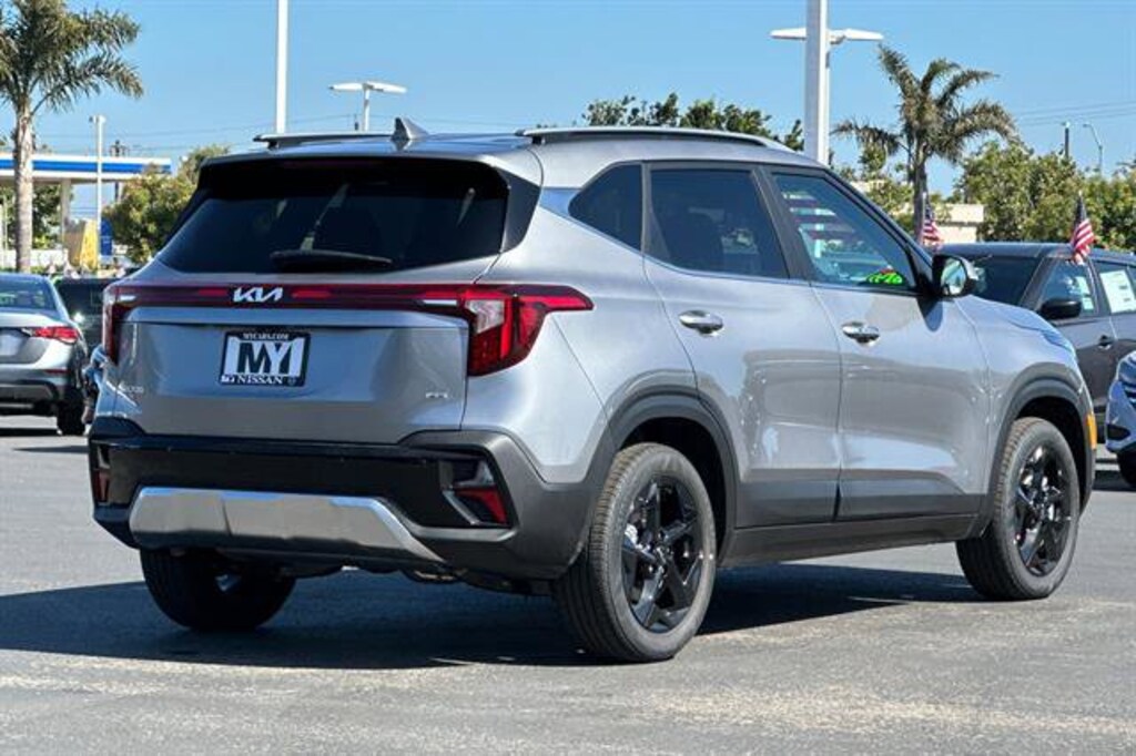 New 2026 Kia Seltos EX SUV