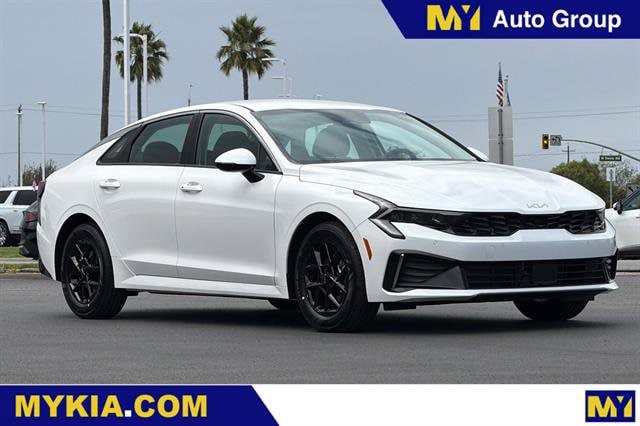 2026 Kia Optima LXS FWD's photo