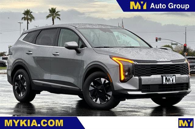 2026 Kia Sportage LX Hybrid's photo