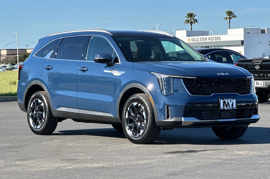 New 2026 Kia Sorento S SUV