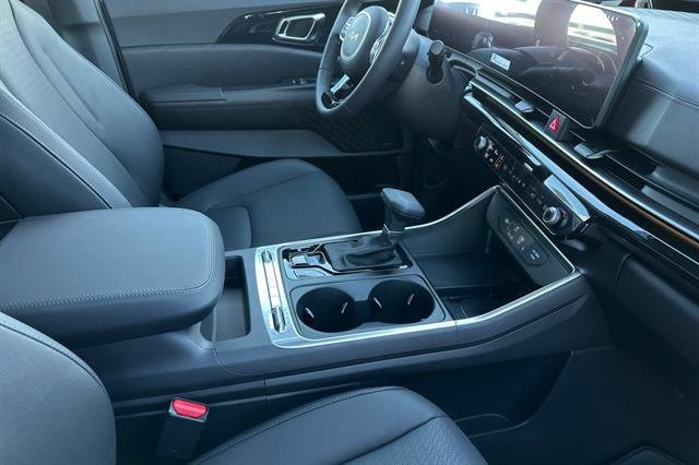 2025 Kia Carnival SX Prestige - Photo 20