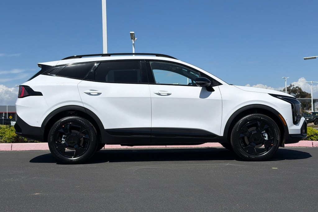 New 2026 Kia Sportage X-Line SUV