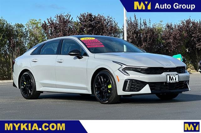 2026 Kia K5 GT's photo