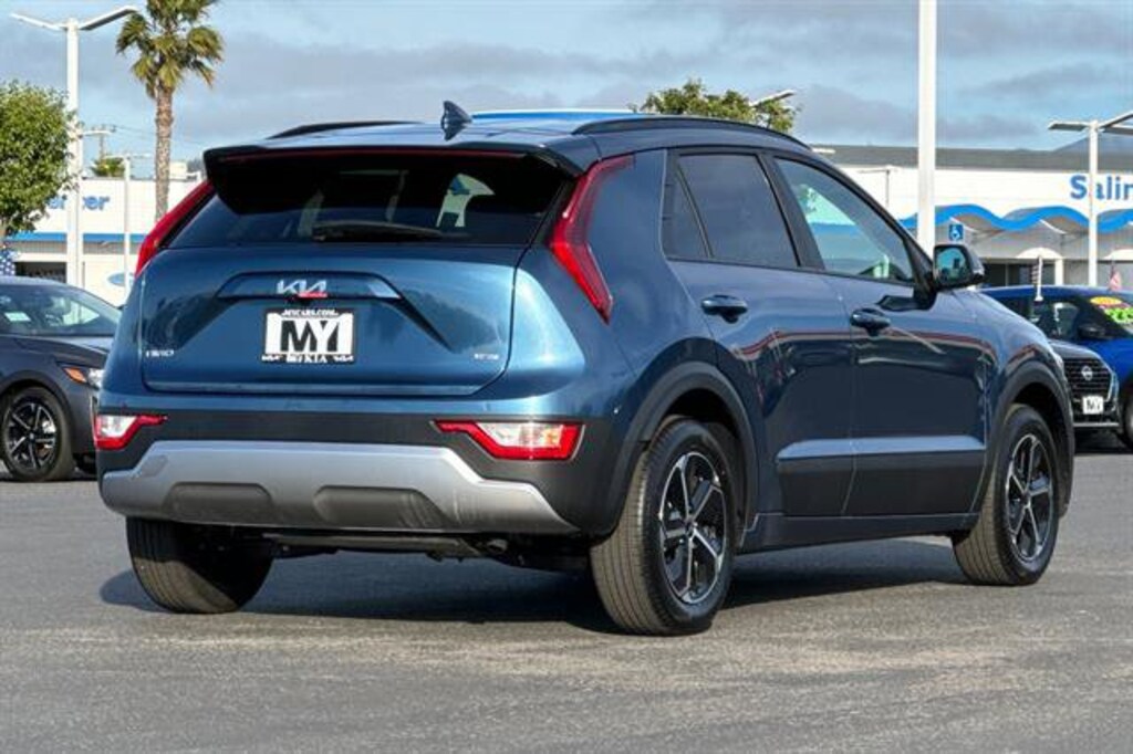 New 2025 Kia Niro EX SUV
