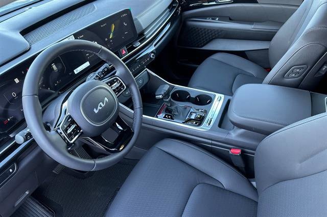 2025 Kia Carnival SX Prestige - Photo 10