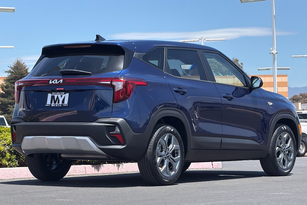 New 2026 Kia Seltos LX SUV
