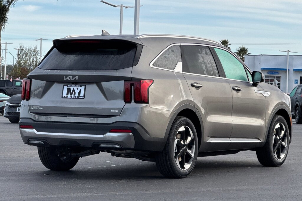 New 2026 Kia Sorento Hybrid EX SUV