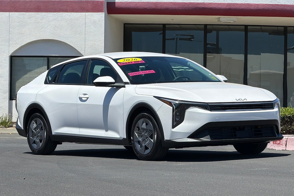 New 2026 Kia K4 LX Sedan