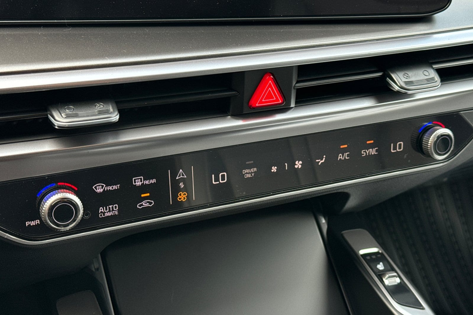 2026 Kia Sorento EX Hybrid - Photo 22