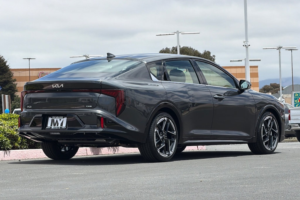 New 2026 Kia K4 GT-Line Sedan