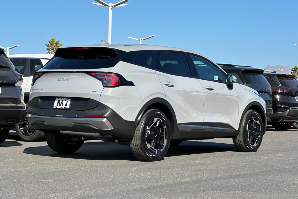 New 2027 Kia Sportage Hybrid S SUV