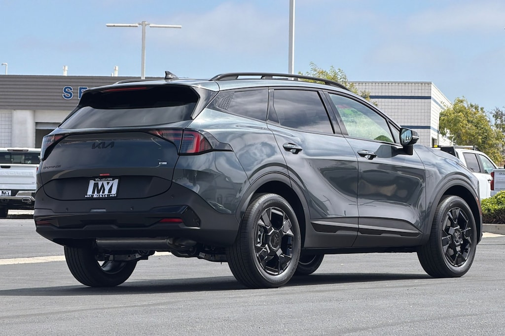 New 2026 Kia Sportage Hybrid X-Line SUV