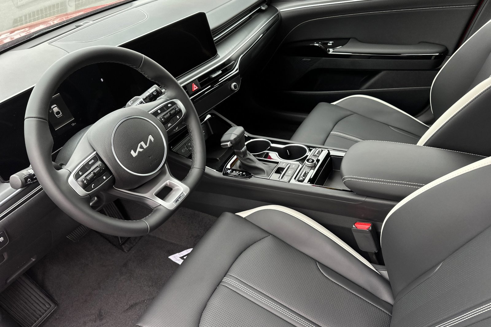 2026 Kia K5 GT-Line - Photo 10