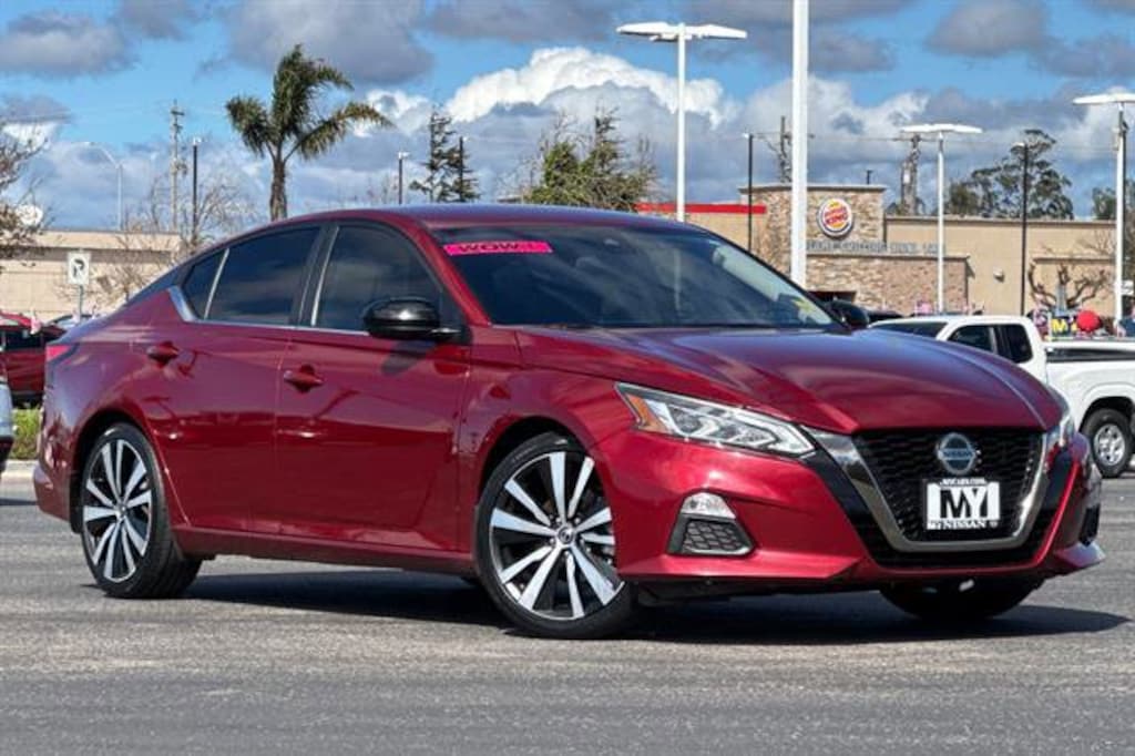 Used 2022 Nissan Altima 2.5 SR Sedan