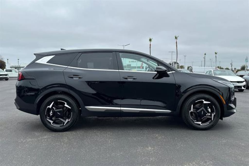 New 2026 Kia Sportage EX SUV