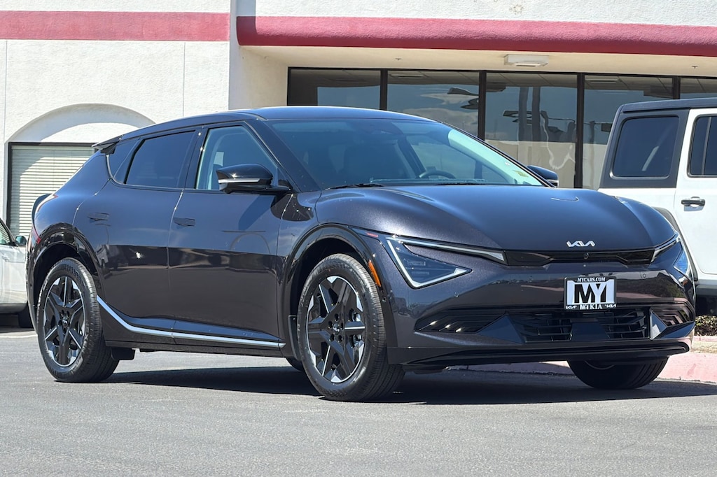 New 2026 Kia EV6 Wind SUV