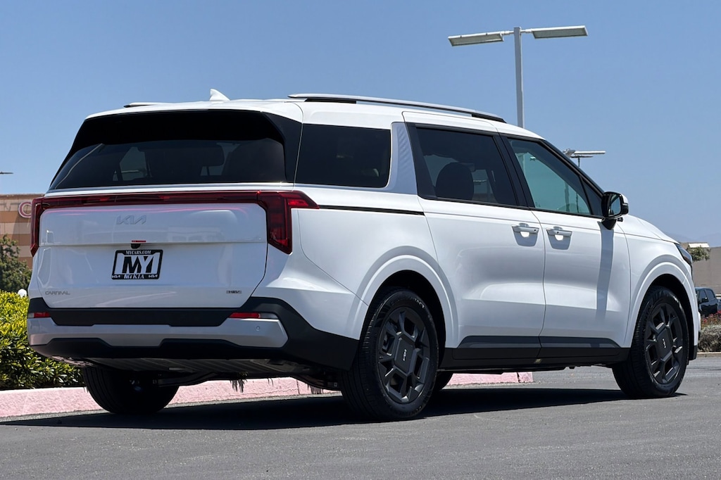 New 2026 Kia Carnival Hybrid EX Van Passenger Van