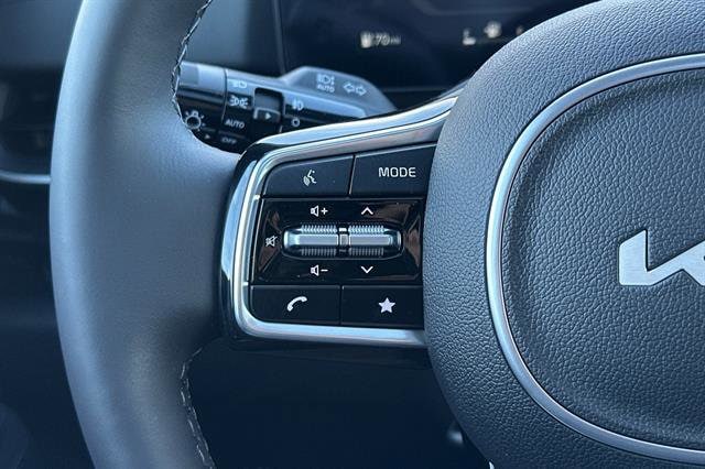 2025 Kia Carnival SX Prestige - Photo 31