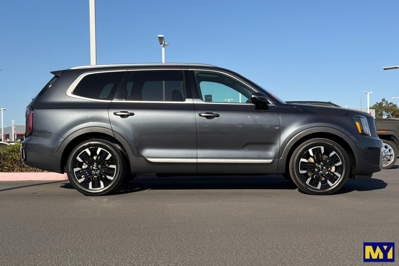 Used 2024 Kia Telluride SX SUV