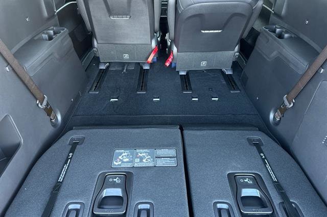 2025 Kia Carnival SX Prestige - Photo 19