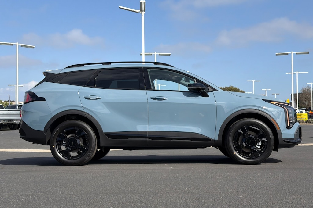 New 2026 Kia Sportage Hybrid X-Line SUV